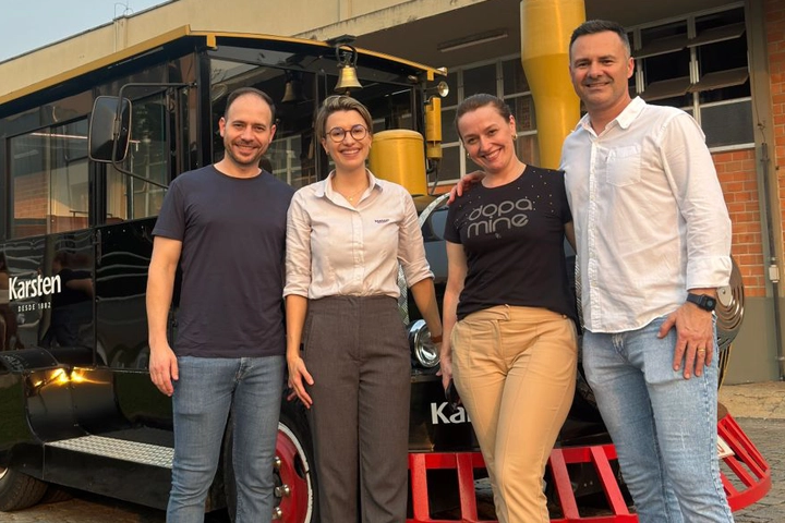 19-09 - Visita Diretores Karsten